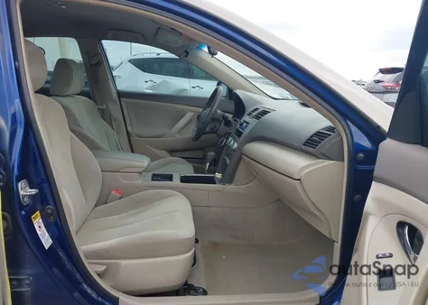 2007 Toyota Camry Ce z USA, uszkodzony, nr VIN 4T1BE46K57U140697